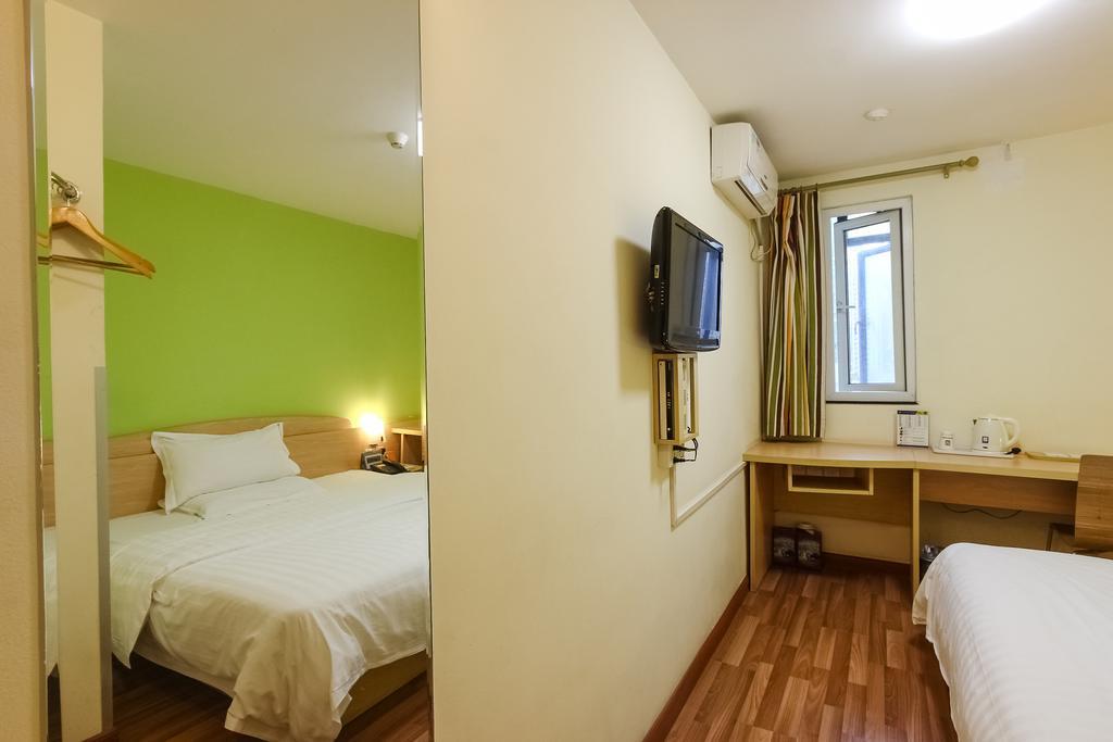 7Days Inn Guangzhou Longkou East Exterior foto